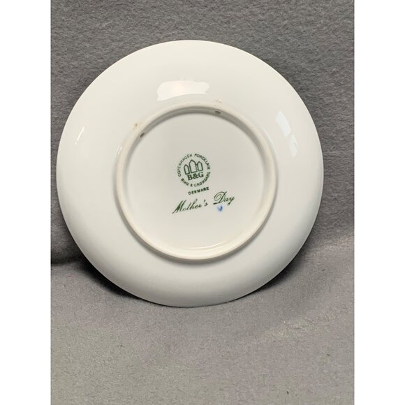 B&G Mothers Day 1992 Panda Plate 6" Copenhagen Porcelain Collectible - Picture 2 of 12